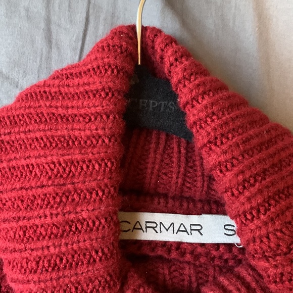 Red LF Turtle Neck Sweater - Picture 2 of 2